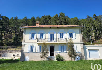 House with pool and terrace 12