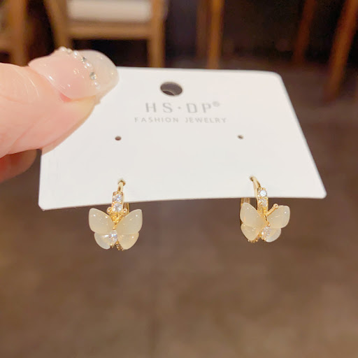 Title 13, Korean Style Affordable Luxury Fashion Butterfl...