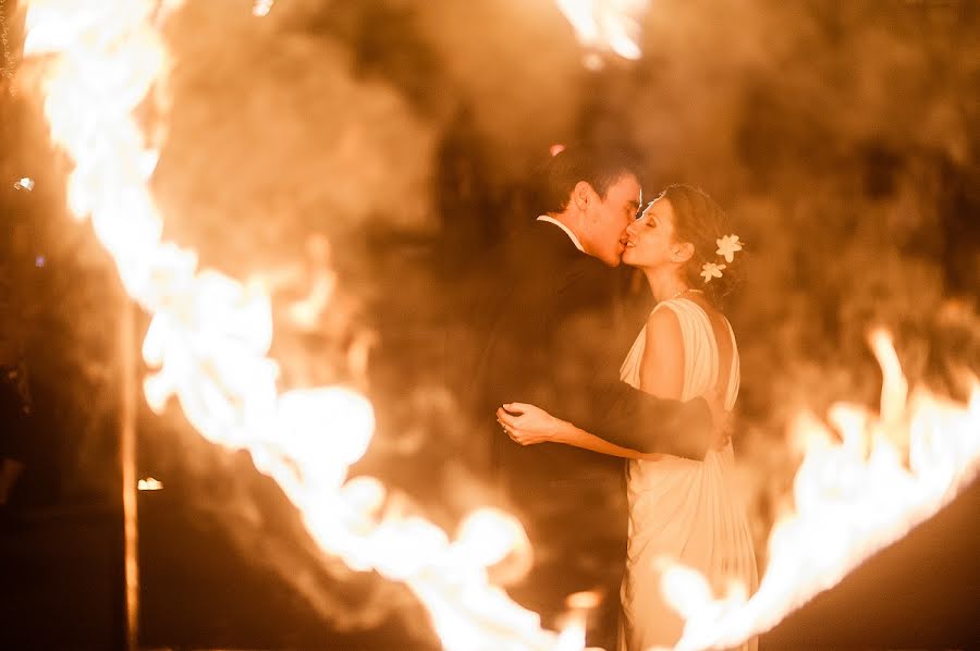 Φωτογράφος γάμων Adel Gaynullin (adelgphoto). Φωτογραφία: 18 Μαρτίου 2013