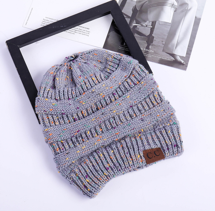 Bonnet en tricot extensible pour fille