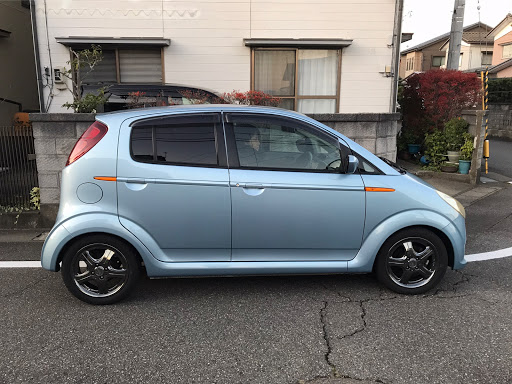 スバル R2を華麗にカスタム By Maria Garage 19 11 30 Tein車高調 Sti Genomeマフラー など黒から移植 22年最終型 R V Cartune
