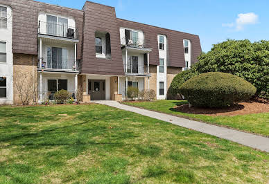 Apartment with pool 16