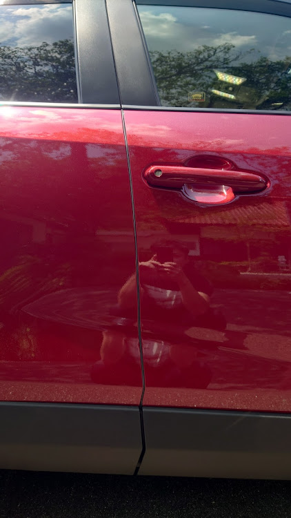 RAV4のRAV4・DIY・静かになった？・ゴムモールに関するカスタム事例の投稿画像1枚目