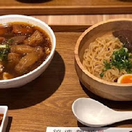 大師兄銷魂麵舖