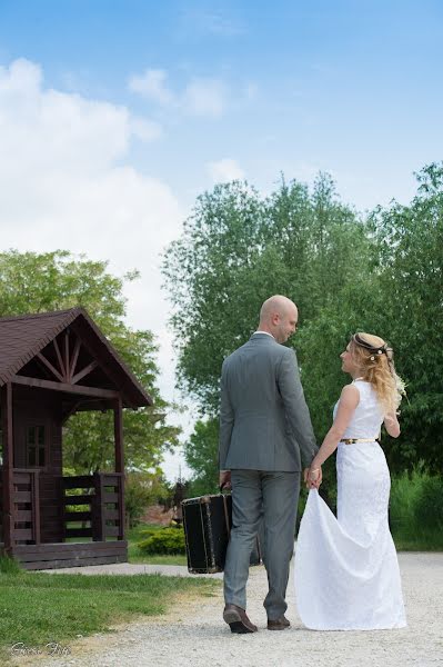 Wedding photographer Lilla Gócsa (gocsalilla). Photo of 3 March 2019