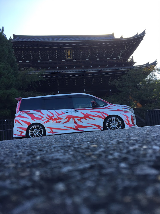 ヴォクシーの京都朝バージョンその2🤣✌️に関するカスタム事例の投稿画像3枚目