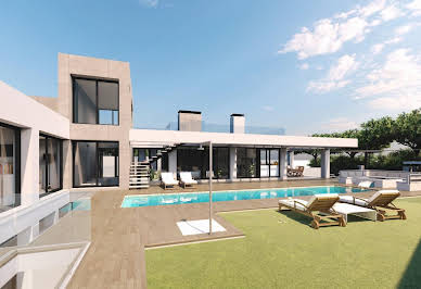 Villa with pool and terrace 10