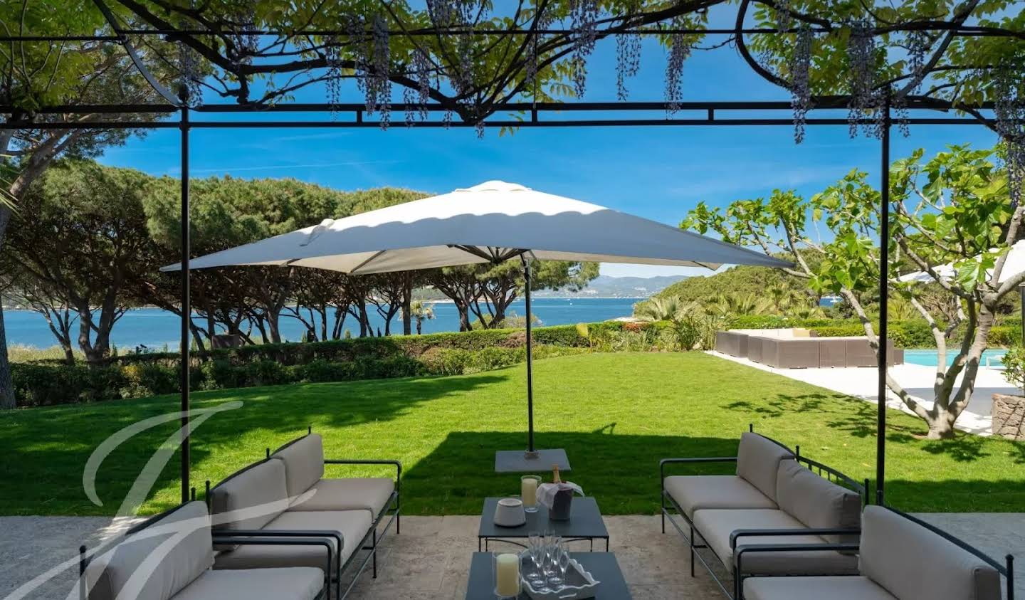 Property with pool and garden Saint-Tropez