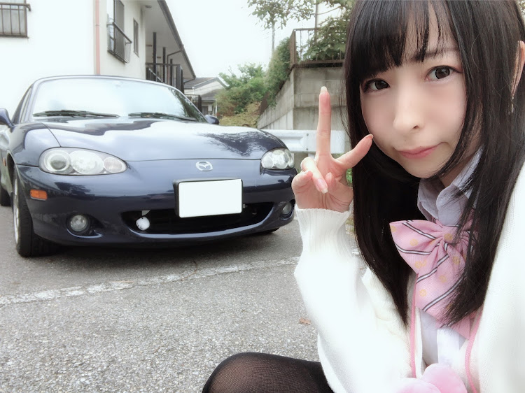 ロードスターの愛車とオーナー・リトルデーモン号・女子高生・なんちゃって・コスプレに関するカスタム事例の投稿画像1枚目