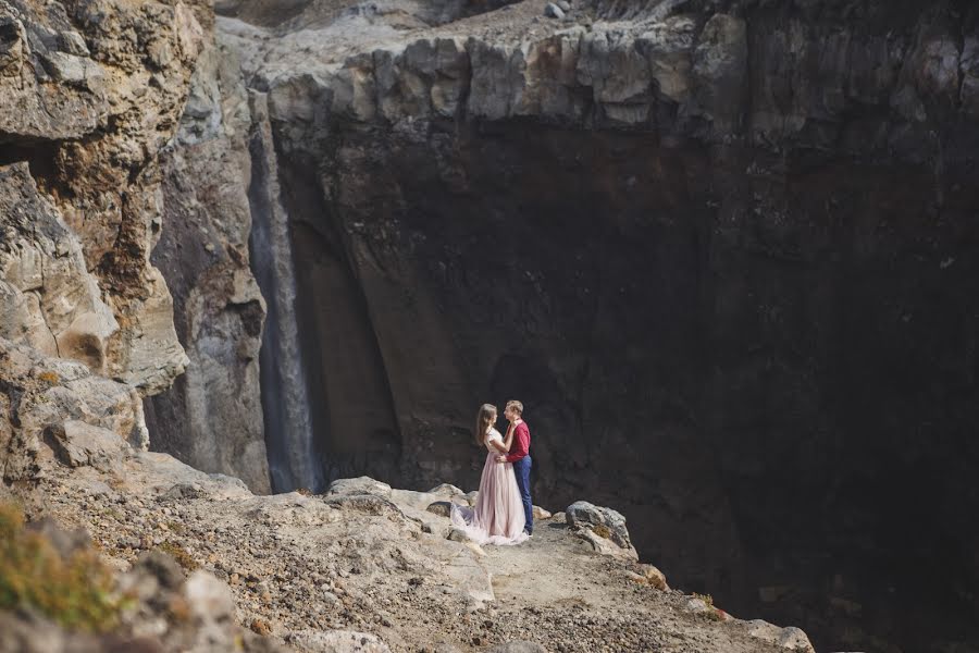 Fotógrafo de casamento Yanka Partizanka (partisanka). Foto de 9 de agosto 2021