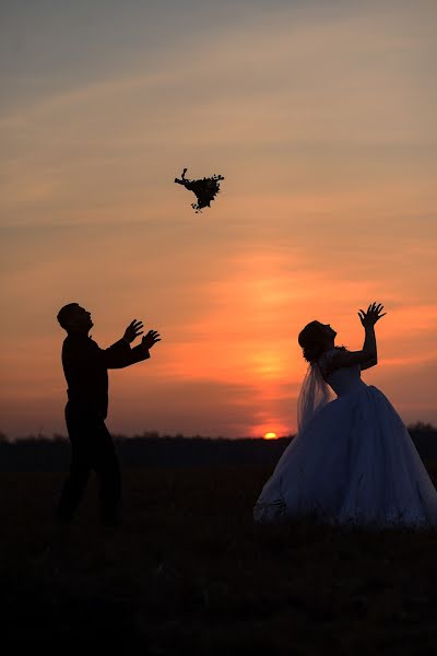 Fotógrafo de casamento Anton Parshunas (parshunas). Foto de 27 de abril 2019