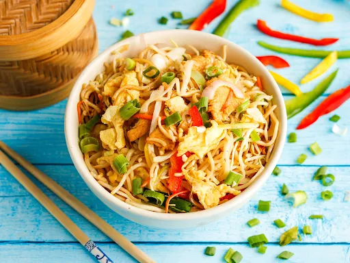 Veg Hakka Noodles