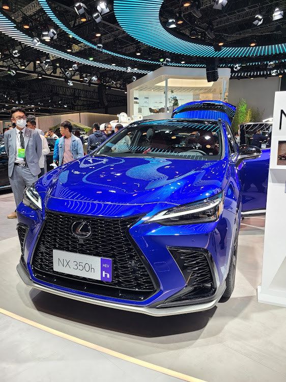 スイフトスポーツの上海モーターショー2023・通勤車両浪漫仕様・中国車事情に関するカスタム事例の投稿画像6枚目