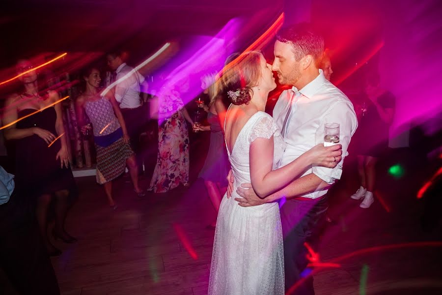 Fotógrafo de casamento Carmen Und Kai Kutzki (linsenscheu). Foto de 17 de março 2017