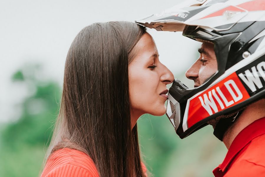 Fotografo di matrimoni Tiago Ribeiro (hug123). Foto del 1 febbraio 2018