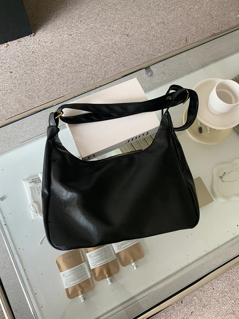 Title 5, New Versatile Large Capacity Shoulder Bag Carry...