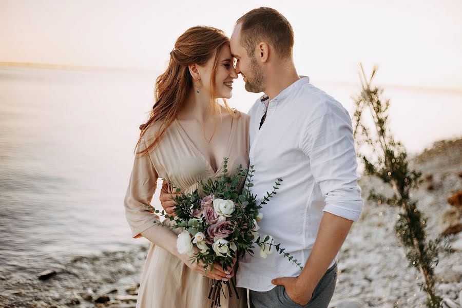 Wedding photographer Kseniya Frolova (frolovaksenia). Photo of 10 October 2019