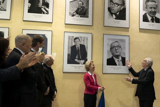 Ursula fon der Lajen odala priznanje Junkeru koji je brinuo o Evropi (VIDEO)