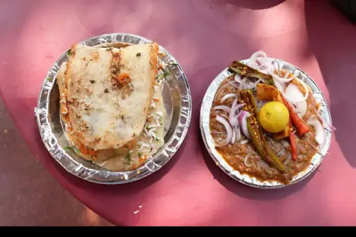 Paneer Chole Kulche [3 Kulcha]