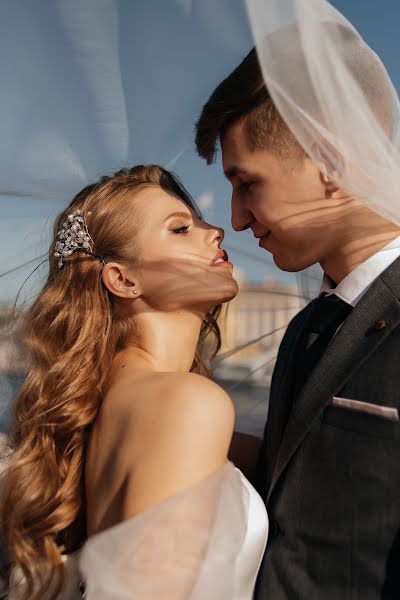 Fotógrafo de casamento Yuliya Apetenok (apetenokwed). Foto de 23 de maio 2021