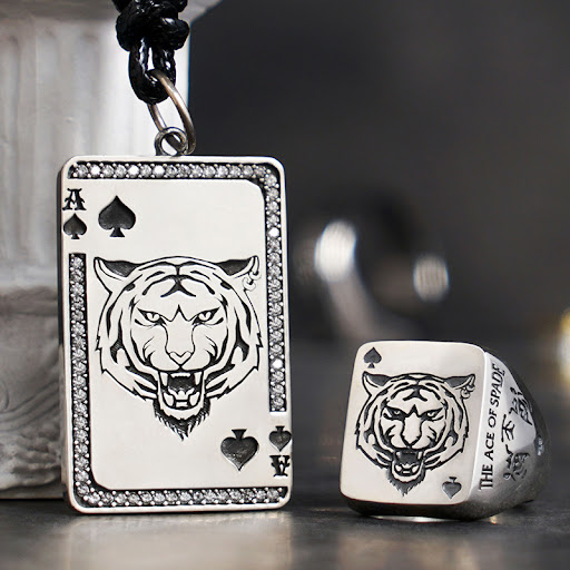 Title 4, Gold Plated Spade Tiger Silver Pendant Silver N...