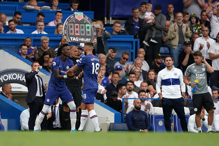 Giroud sur la concurrence à Chelsea : "Le petit Abraham marche sur l'eau ..."