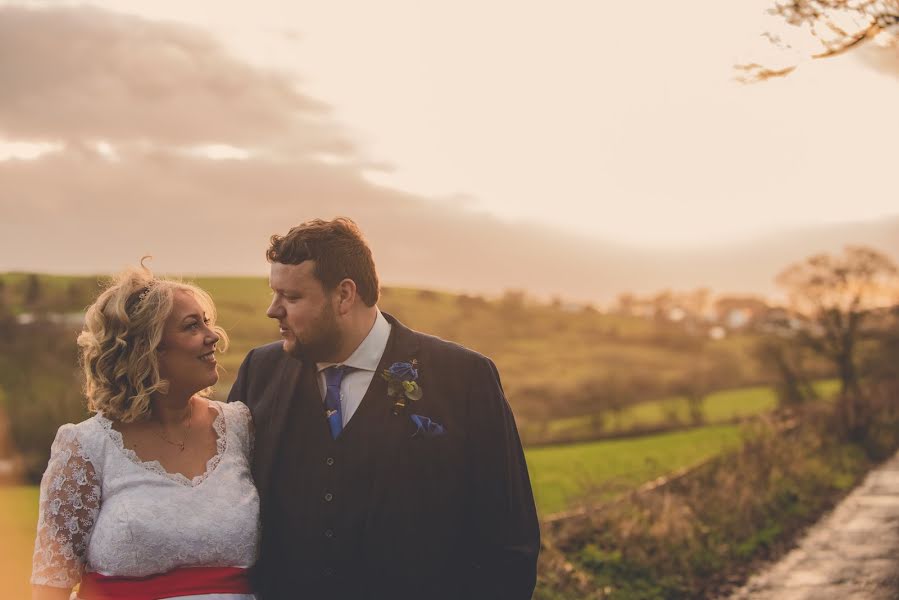 Fotografo di matrimoni Philip Burke (philipburkephoto). Foto del 2 luglio 2019