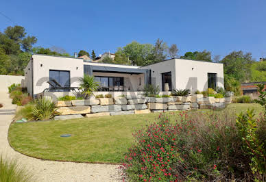 Maison avec piscine et terrasse 20