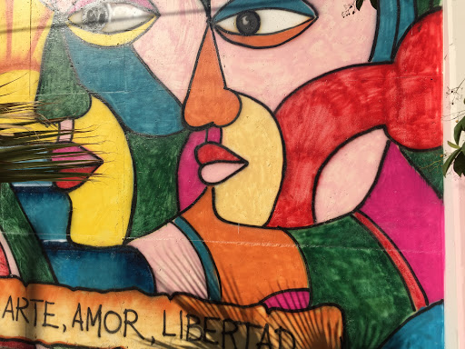 Mural Educación Arte Amor Libertad