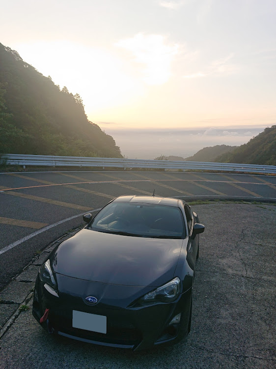 BRZの鈴鹿スカイラインに関するカスタム事例の投稿画像1枚目