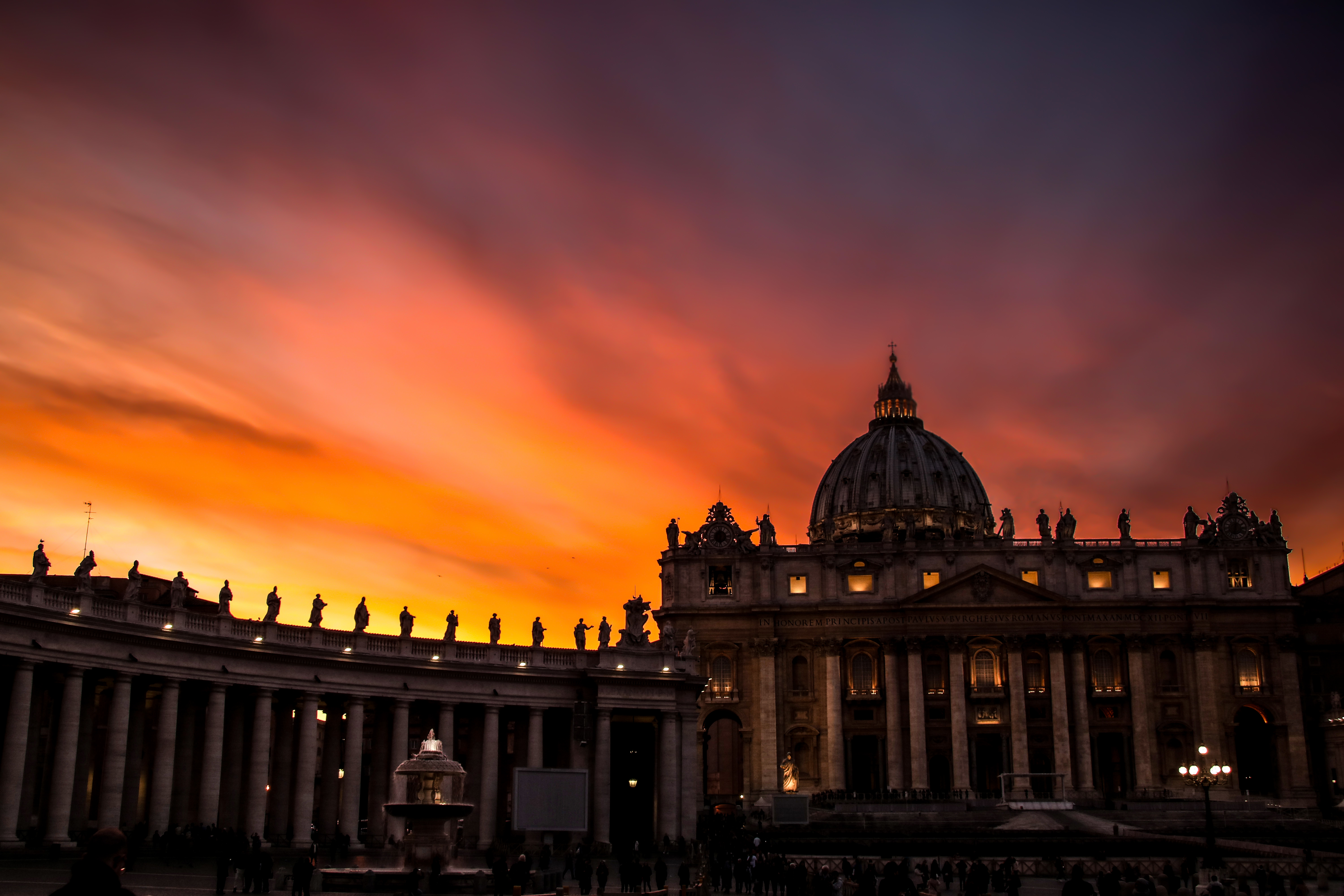 Miracolo a San Pietro di Michele Tambornino