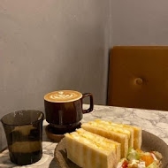 黑露咖啡館 OLO Coffee Roasters