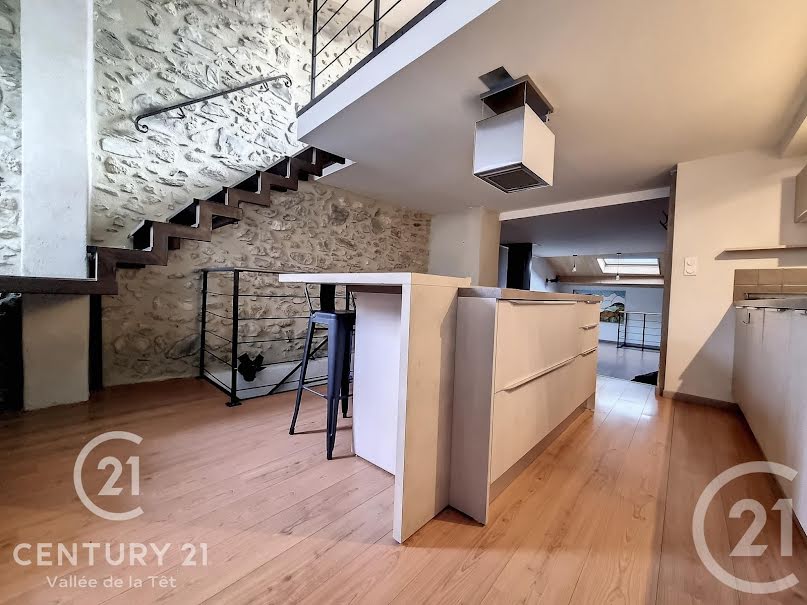 Location  maison 4 pièces 122.45 m² à Sournia (66730), 670 €