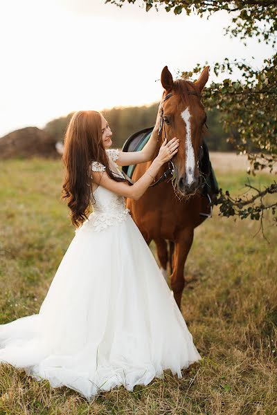 Fotógrafo de casamento Alena Rusakevich (alrus). Foto de 29 de maio 2019