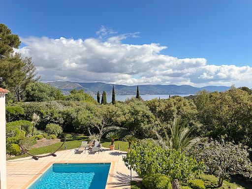 Seaside property with pool and garden 2