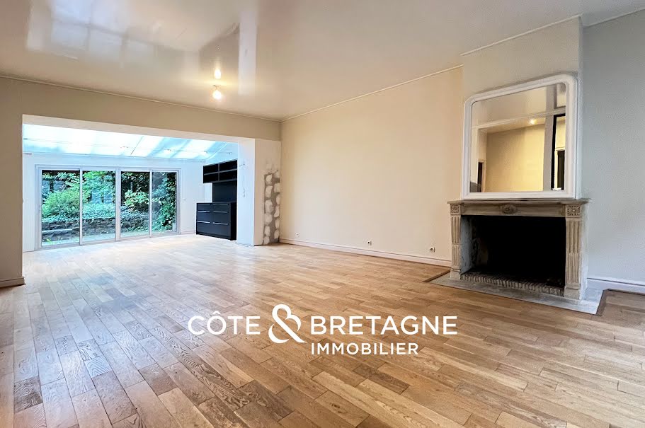 Vente maison 8 pièces 206 m² à Saint-Brieuc (22000), 499 152 €