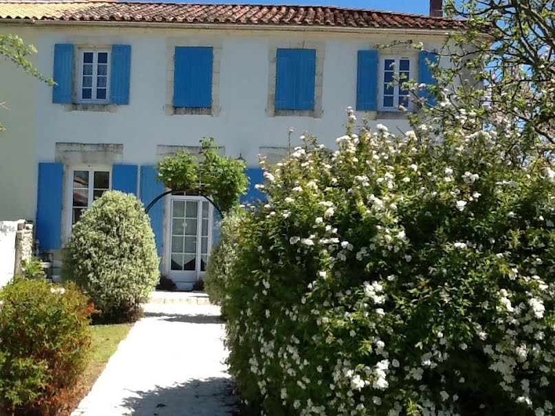 Vente maison 4 pièces 158 m² à Dompierre-sur-Mer (17139), 570 000 €