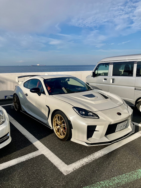 GR86の海ほたるPA・オリドパラダイスに関するカスタム事例の投稿画像1枚目