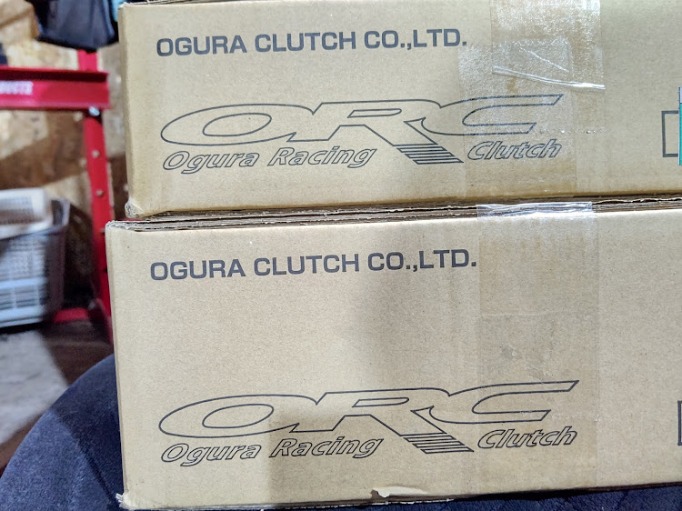 チェイサーの部品が届いた・まさかの品違い😭・バッテリー移設・ヒューズBOX移設に関するカスタム事例の投稿画像1枚目