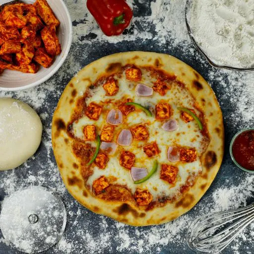 MAKHANI PANEER TIKKA PIZZA