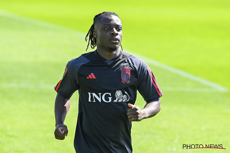 Coup de frein pour le transfert de Jérémy Doku en Premier League