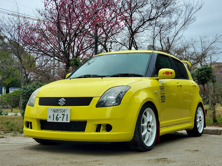 スイフトスポーツの真正面ショット・need for swift・スイフトスーパー1600になりたい・CTのみなさんに感謝・被災した地域の１日も早い復興を願ってます🙏に関するカスタム事例の投稿画像2枚目