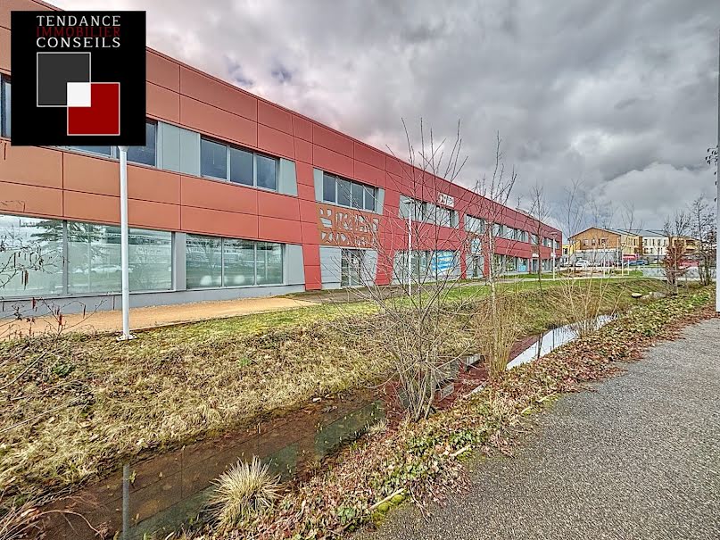 Vente locaux professionnels 23 pièces 347 m² à Charnay-lès-Mâcon (71850), 1 000 000 €