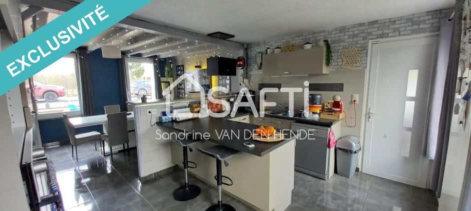 Vente maison 8 pièces 174 m² à Marle (02250), 154 000 €