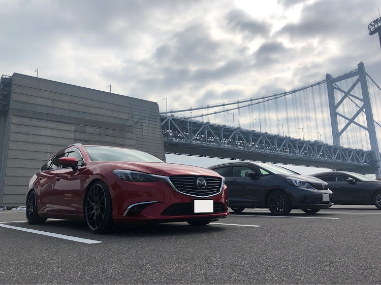 アテンザワゴンのアテンザワゴン・アテンザ・車高さげたい・瀬戸大橋とコラボ・墓参りドライブに関するカスタム事例の投稿画像1枚目