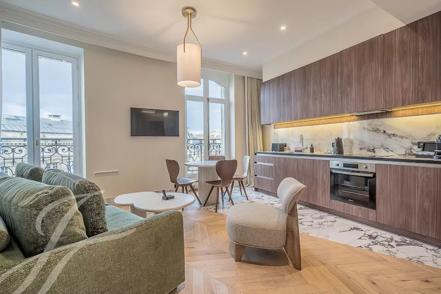 Location meublée appartement 2 pièces 42 m² à Paris 6ème (75006), 4 000 €