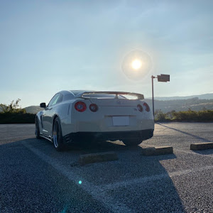 NISSAN GT-R R35