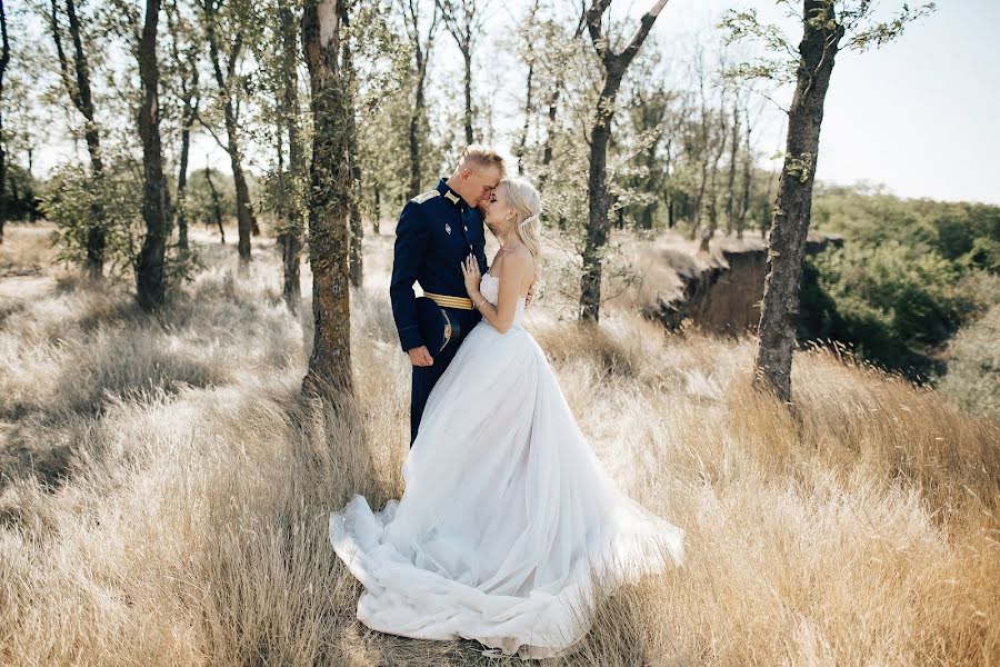 Fotógrafo de bodas Valentina Zharova (tinazharova). Foto del 24 de agosto 2018