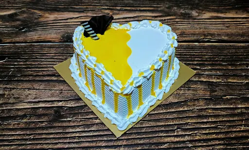 Mini Pineapple Heart Cake [ Eggles 350 Gms]