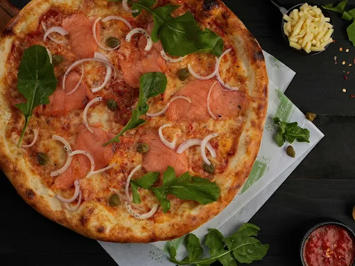 Smoked Salmon & Onion Pizza